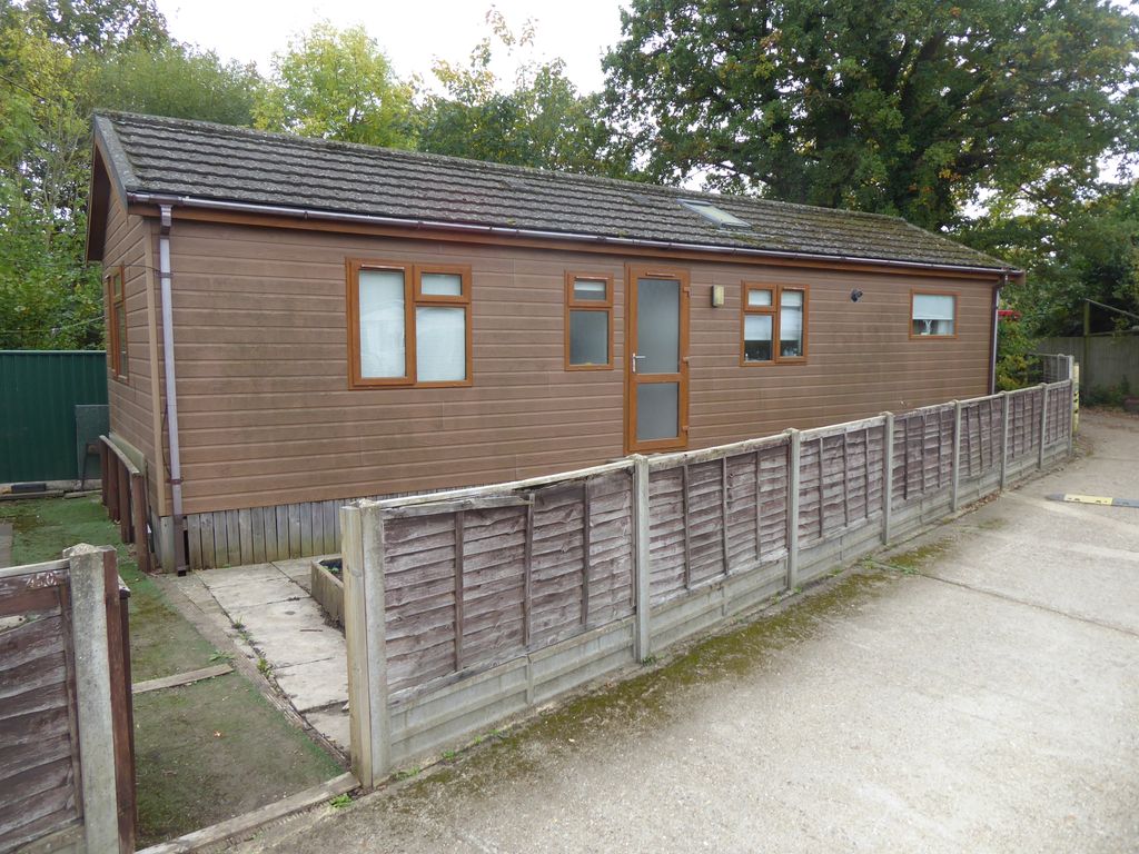 Property photo 1 of 3