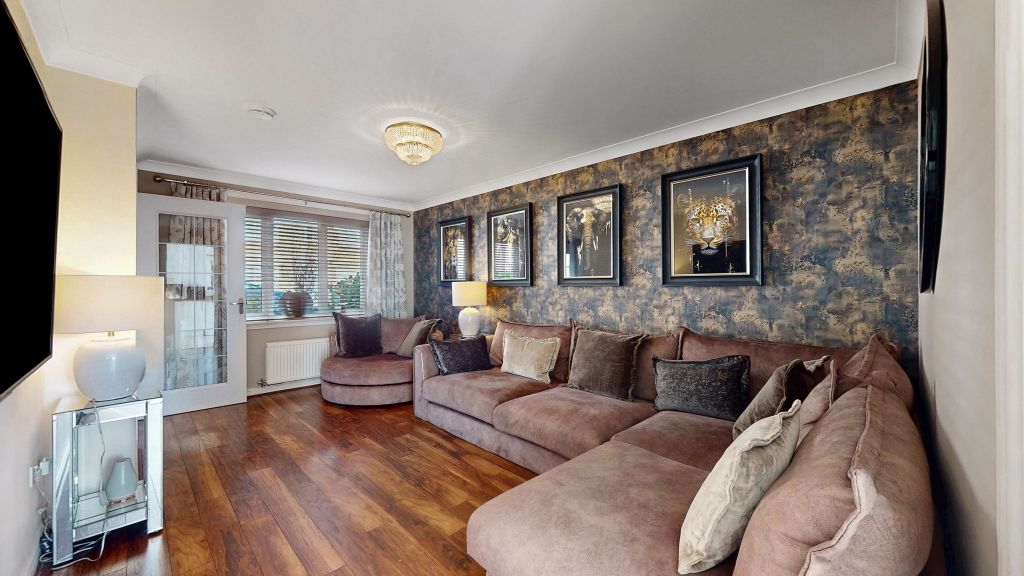 Property photo 2 of 26 26-Web-Or-Mls-32 Gatehead Crescent_48