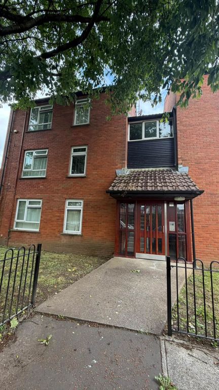 Property photo 1 of 7