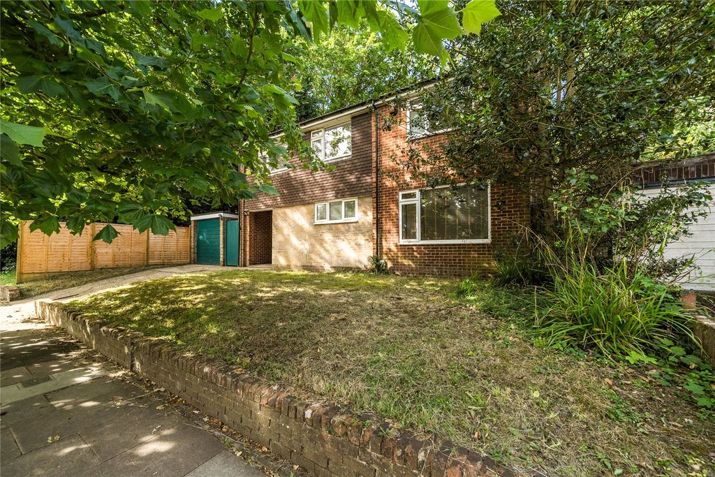 Property photo 1 of 20 Picture No. 02