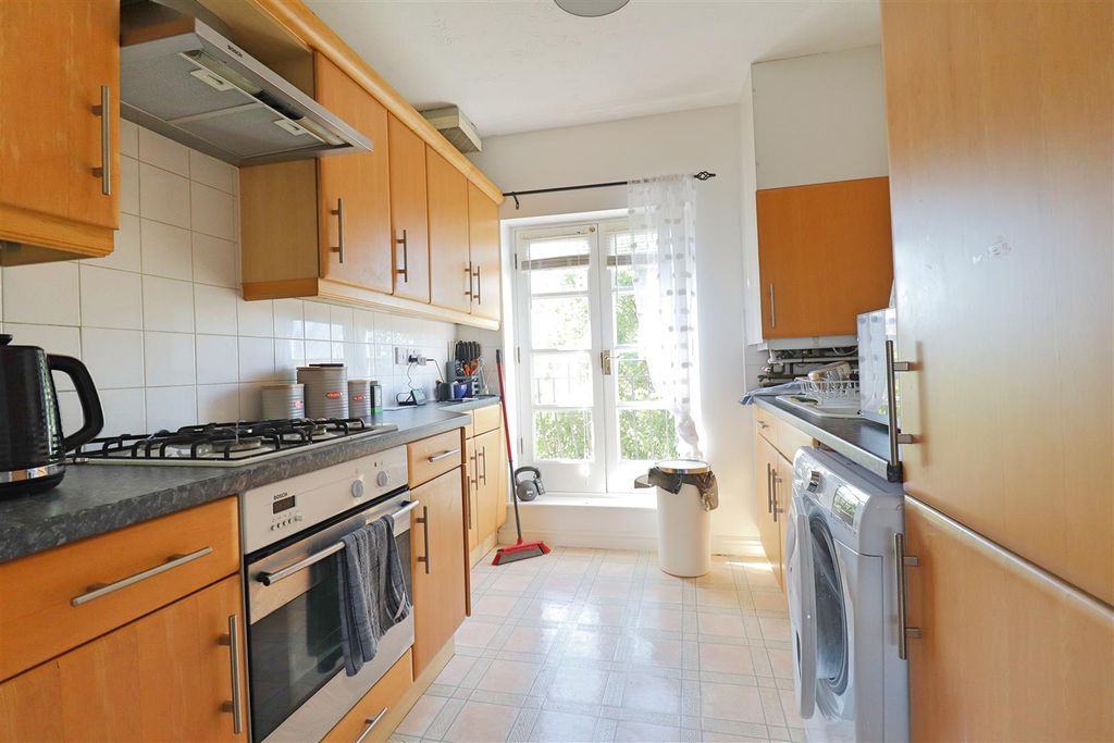 Property photo 3 of 8 Img_4897.Jpg