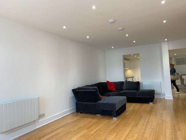 Property photo 2 of 7