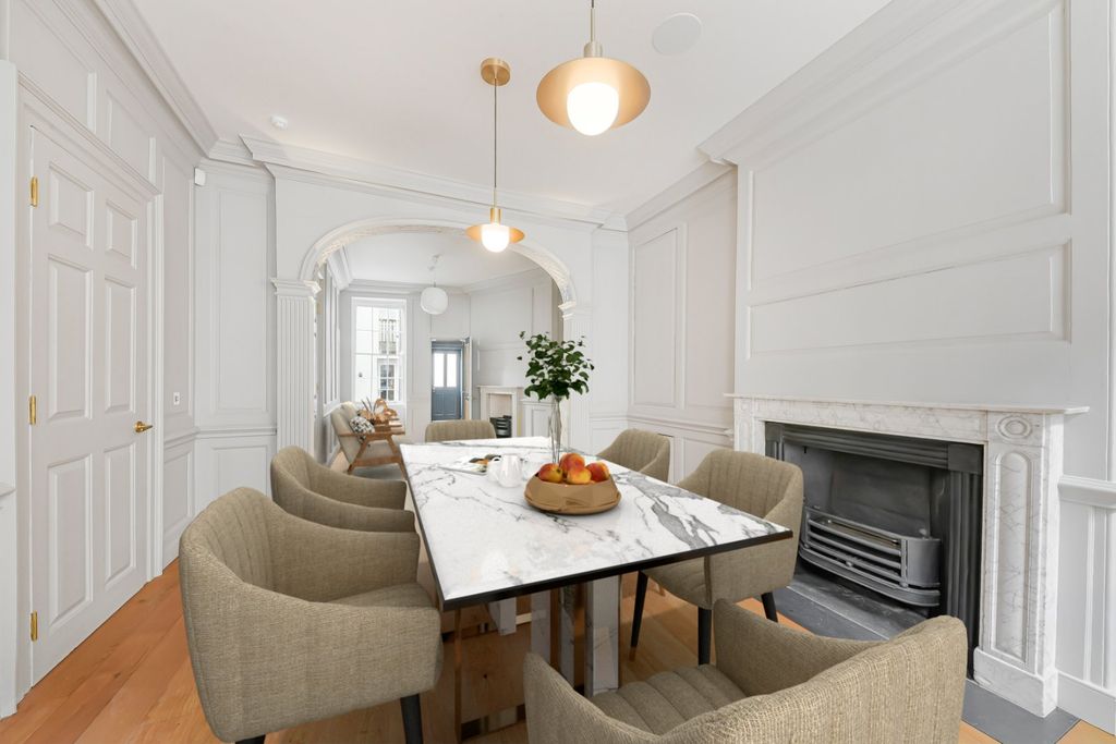 Property photo 1 of 29