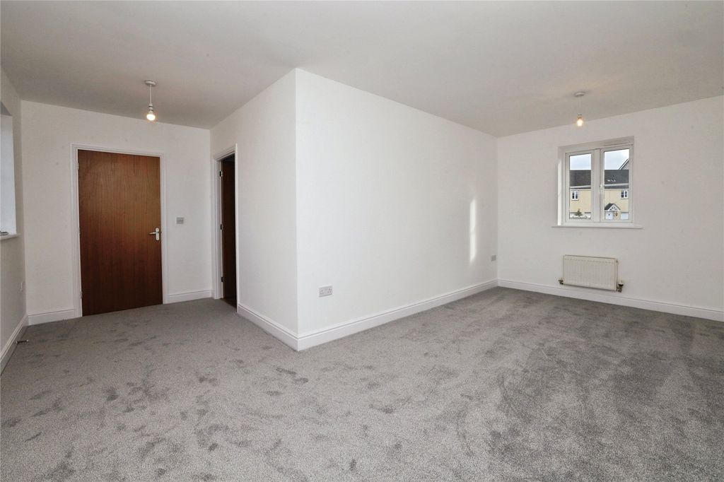 Property photo 3 of 10 Picture No. 03