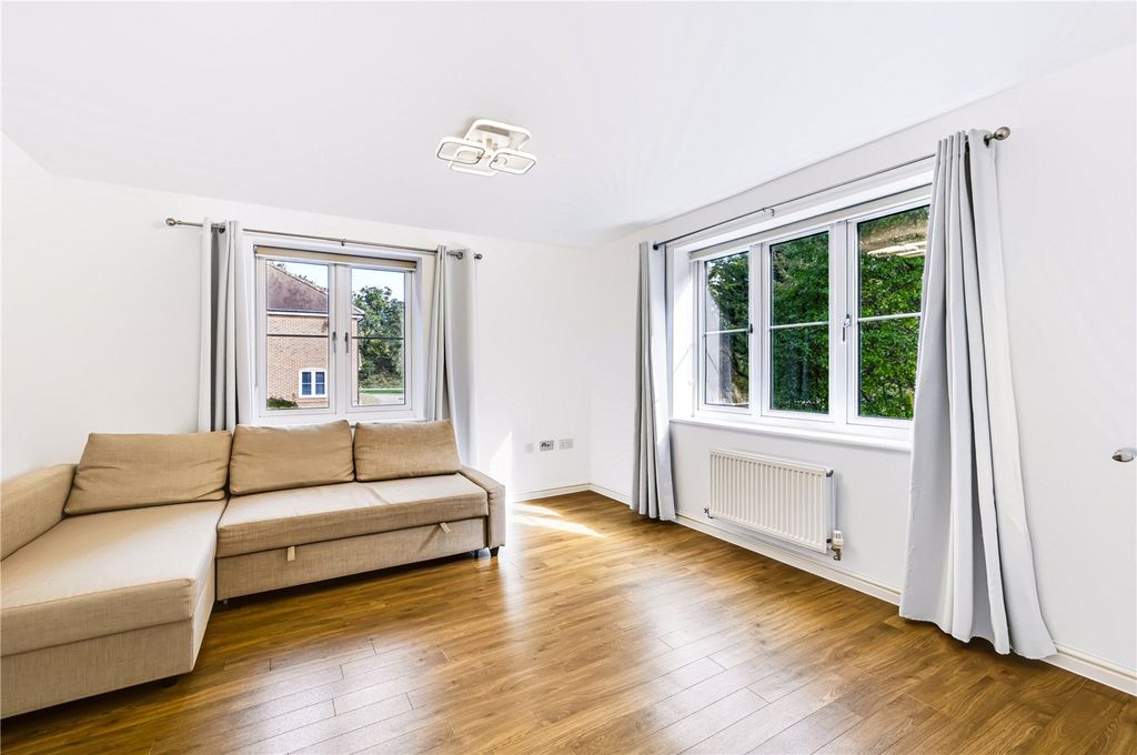 Property photo 3 of 17 Picture No. 09
