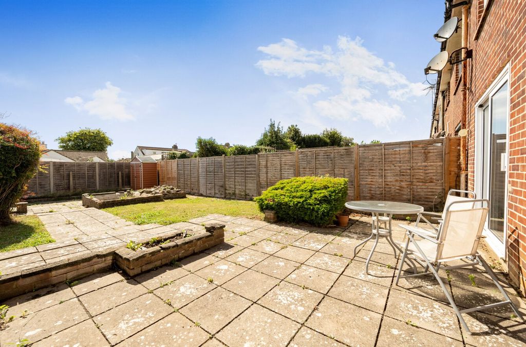 Property photo 3 of 18