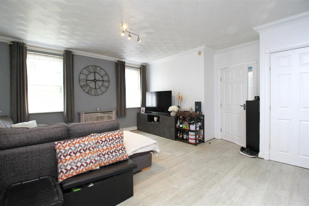 Property photo 2 of 9 Open Plan Living Area .Jpg