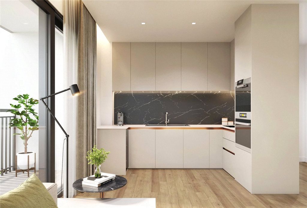 Property photo 3 of 8 Willow Court