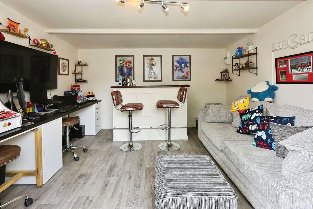 Additional image 17 of 4 bed detached house for saleSword Drive, Fareham, Hampshire PO14