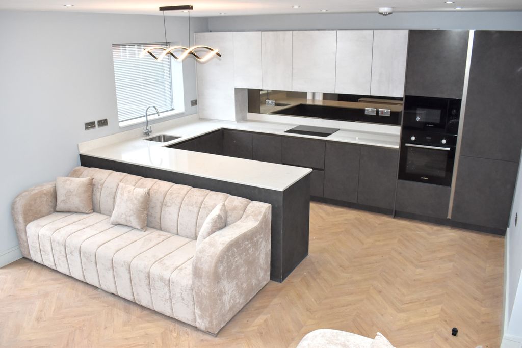 Property photo 3 of 20 Dsc_0311