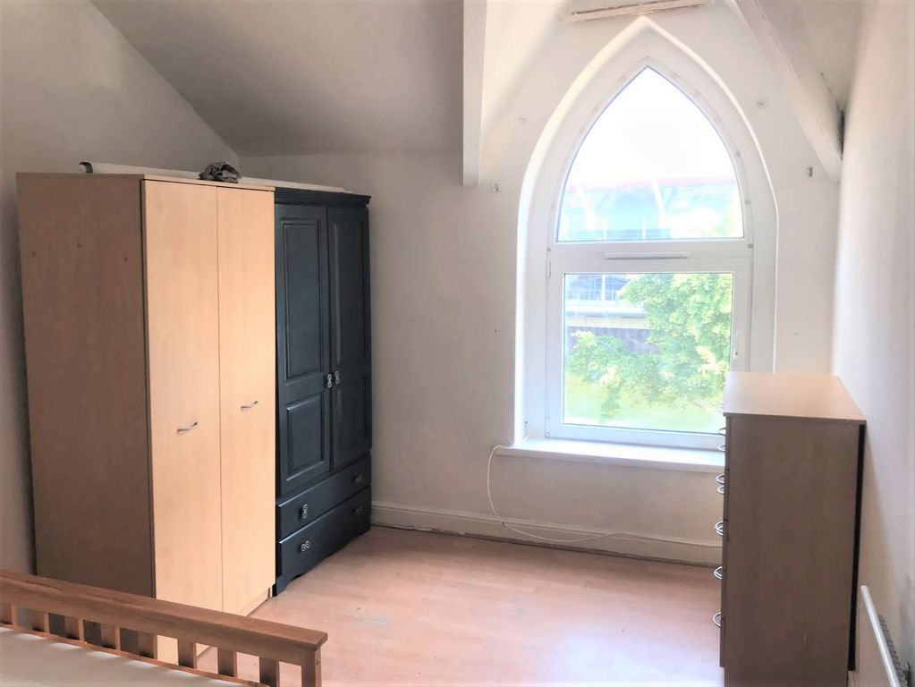 Property photo 2 of 4