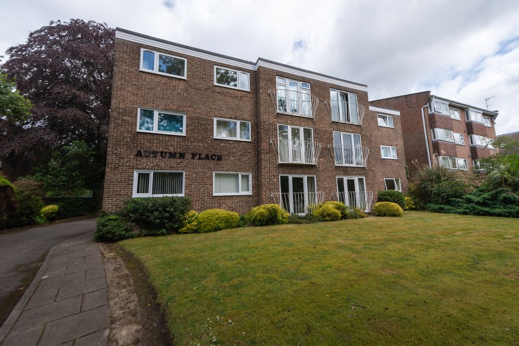 Property photo 2 of 24