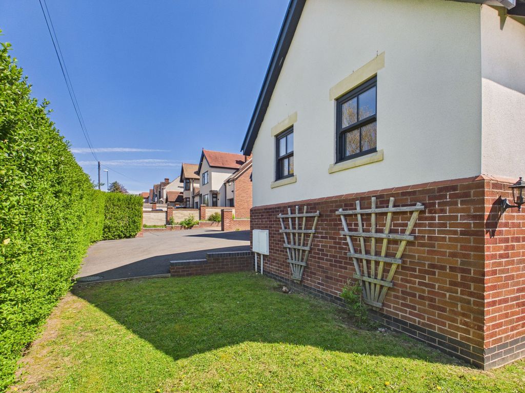 Additional image 4 of 4 bed detached house for salePastures Hill, Littleover DE23