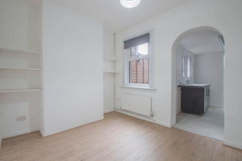 Property photo 2 of 9 Ede306B2Ca1235d4E8B8F911d6621Cb4_Max_476x317