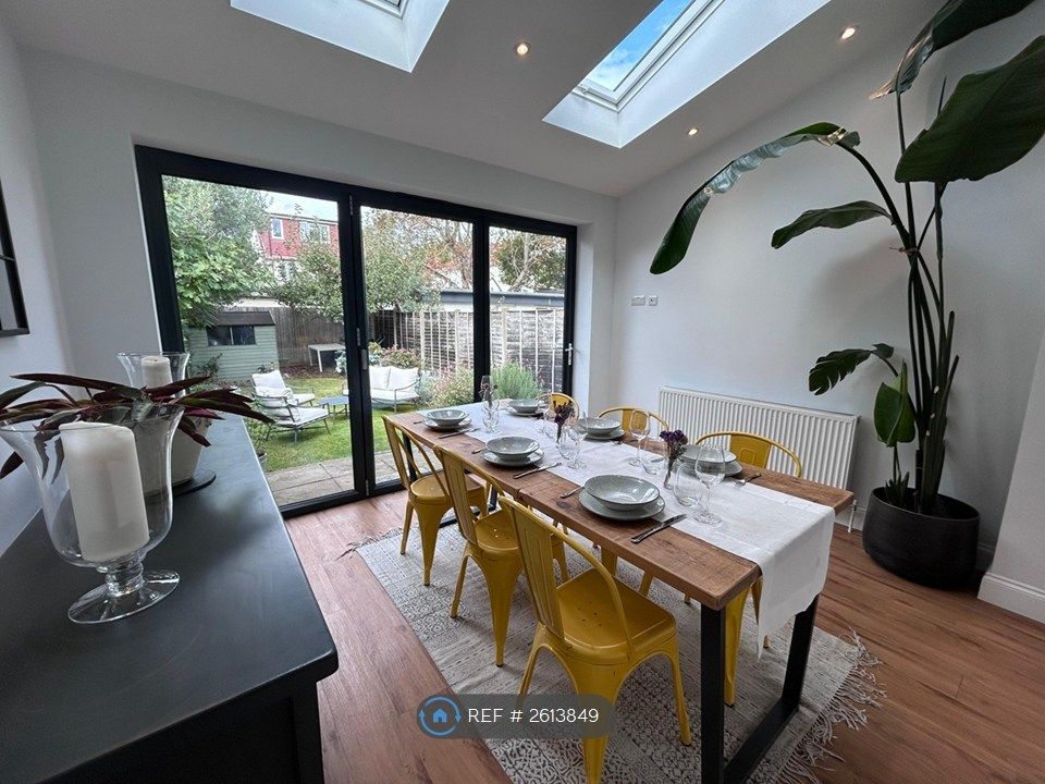 Property photo 3 of 15 Open Plan Dining Room