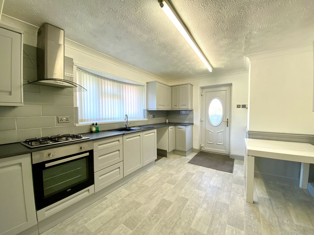 Property photo 2 of 25 Img_4325