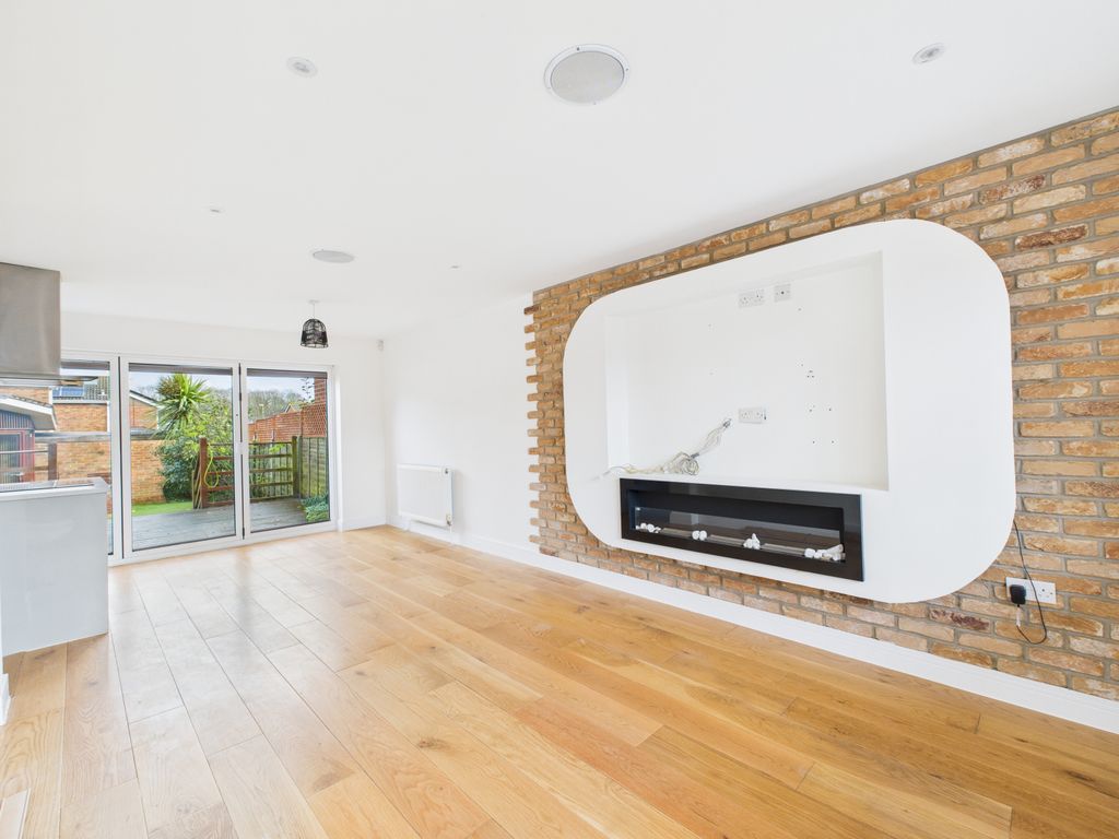 Property photo 2 of 14 Gallery