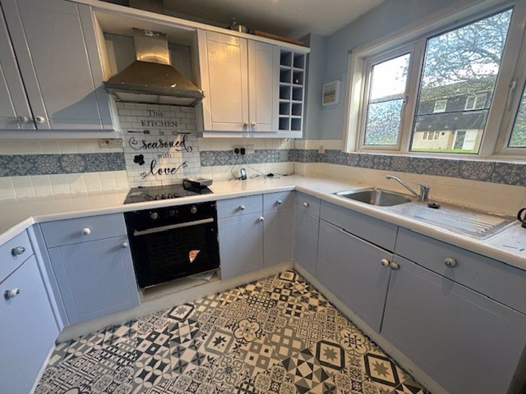 Property photo 3 of 7 Photo 4