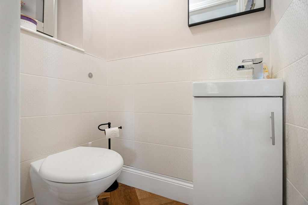 Additional image 18 of 2 bed flat for saleCopps Road Leamington Spa, Warwickshire CV32
