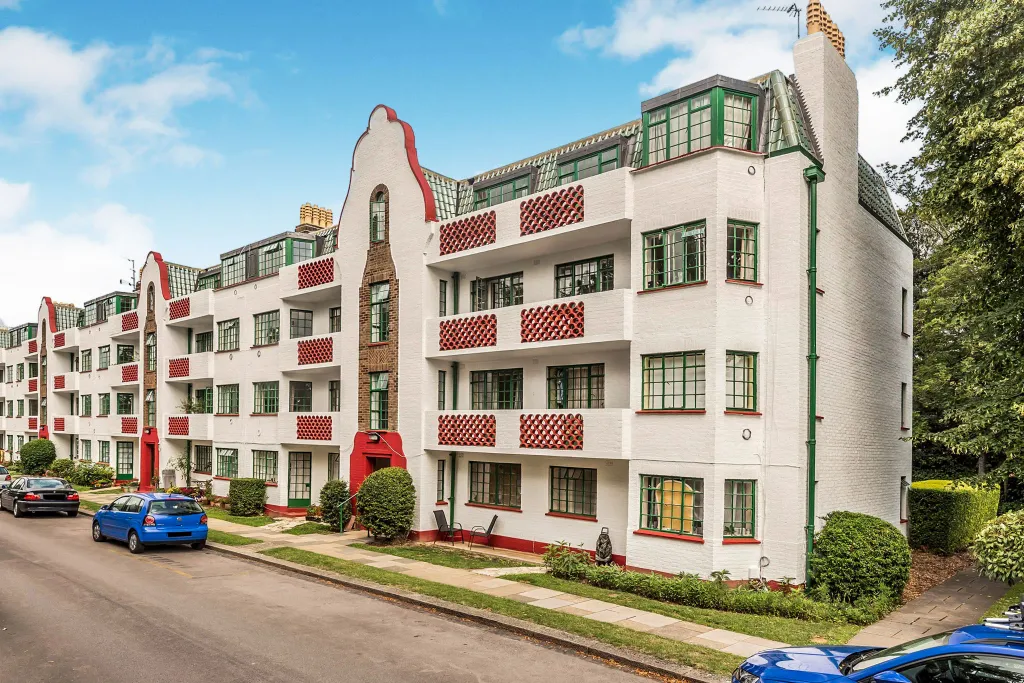 Property photo 1 of 1