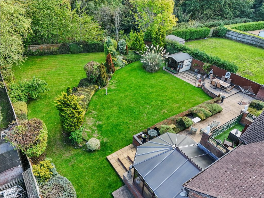 Property photo 2 of 31 4534962