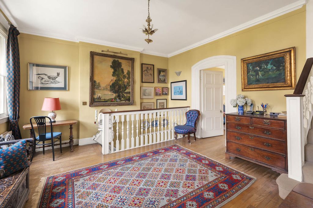 Property photo 2 of 5