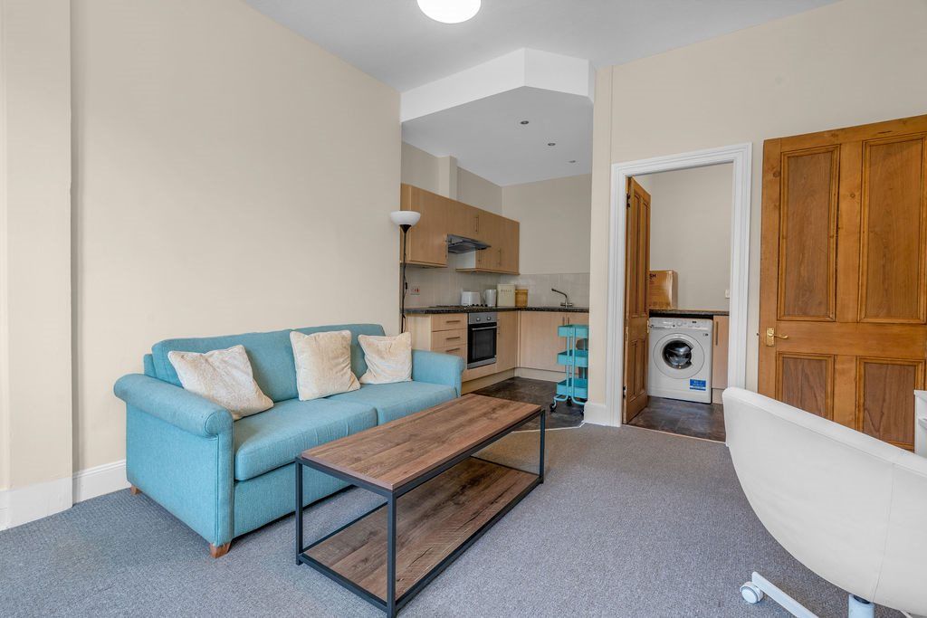 Property photo 2 of 9 0_17152674208156