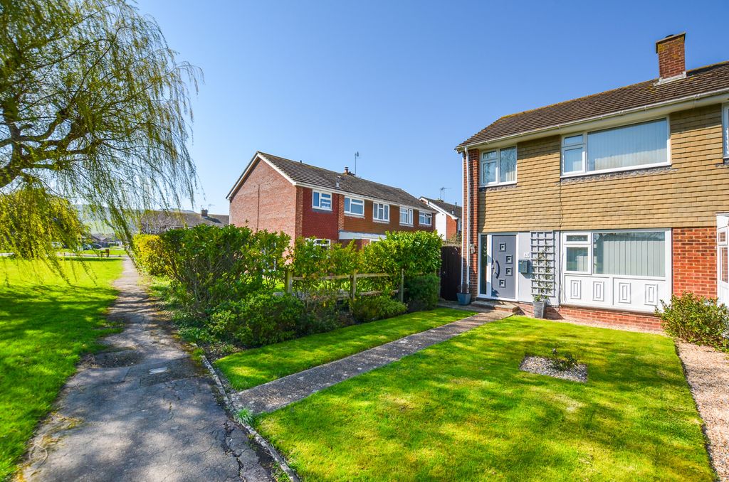 Property photo 1 of 24