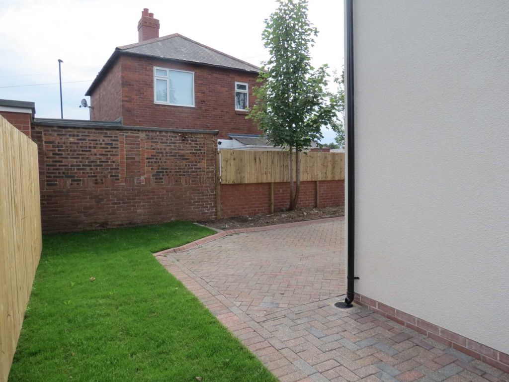 Property photo 3 of 21
