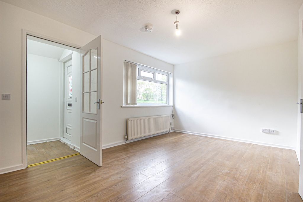 Property photo 2 of 18 2