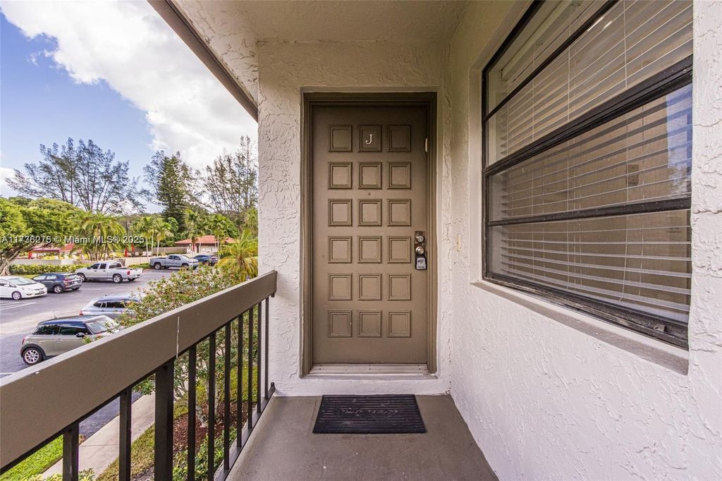 Property photo 3 of 24 <Alttext/>