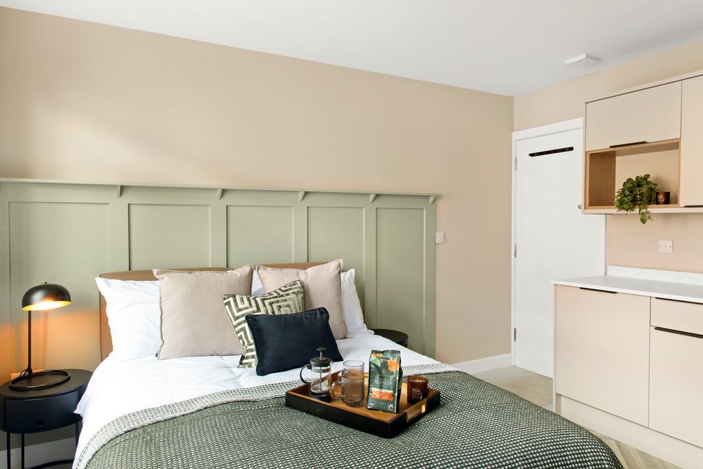 Property photo 2 of 11