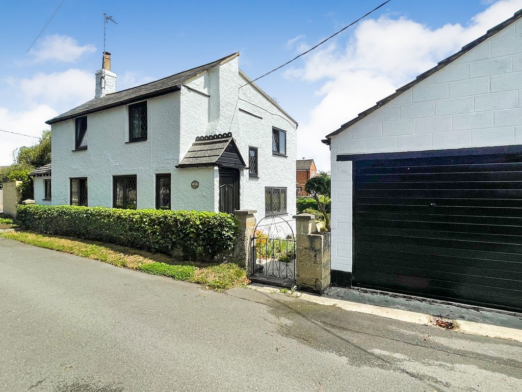 Property photo 2 of 18 6