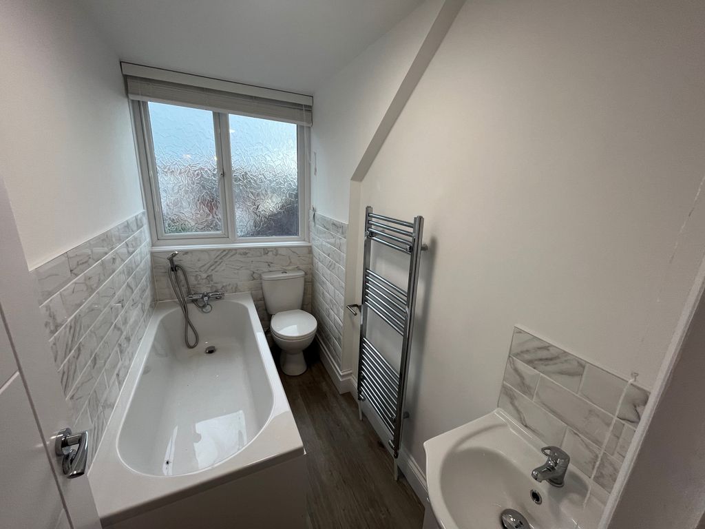 Property photo 3 of 5 2