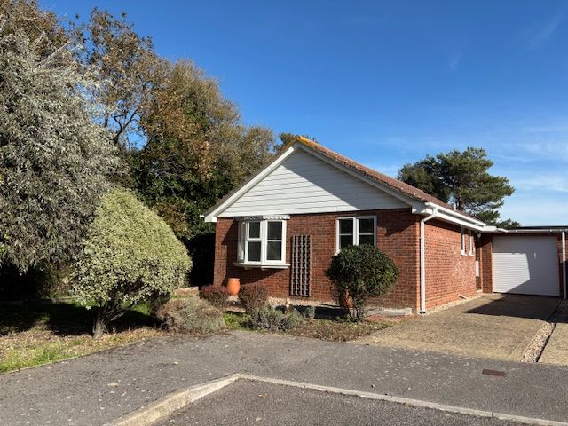 Property photo 1 of 9 Front