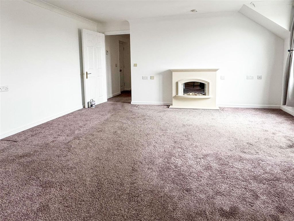 Property photo 3 of 11 Img_2479.Jpg