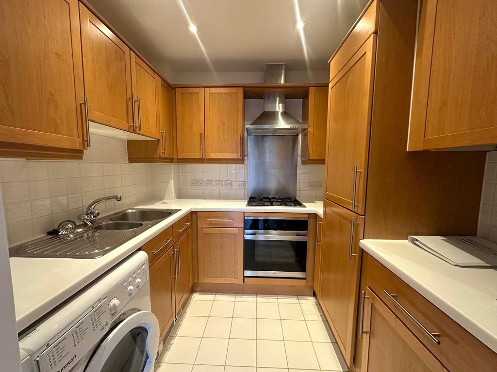 Property photo 3 of 11 Picture No. 02