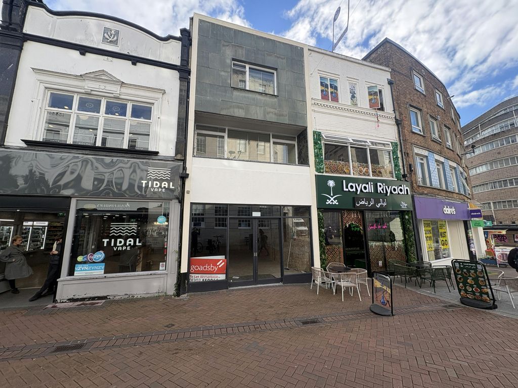 Property photo 1 of 4 60 Old Christchurch Rd 12.Jpg