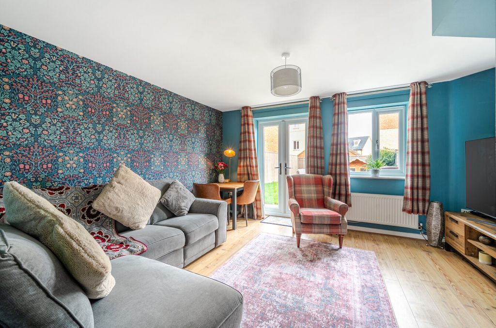 Property photo 2 of 14 Living/Dining Room