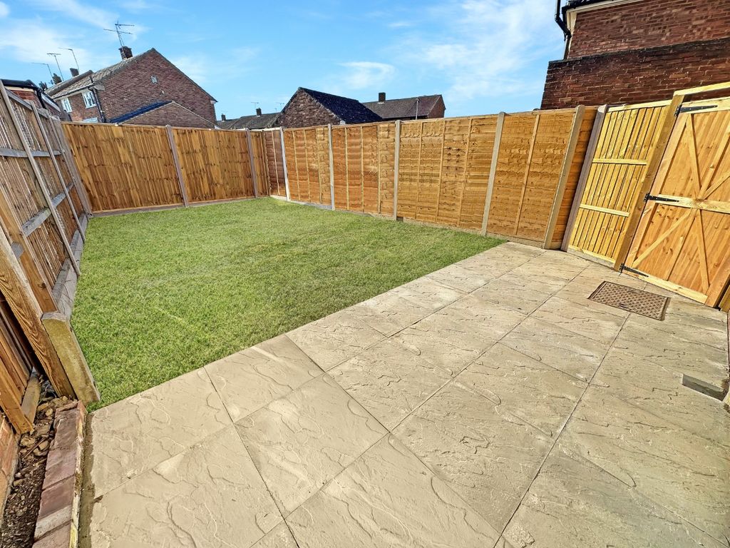 Property photo 2 of 10 4568931