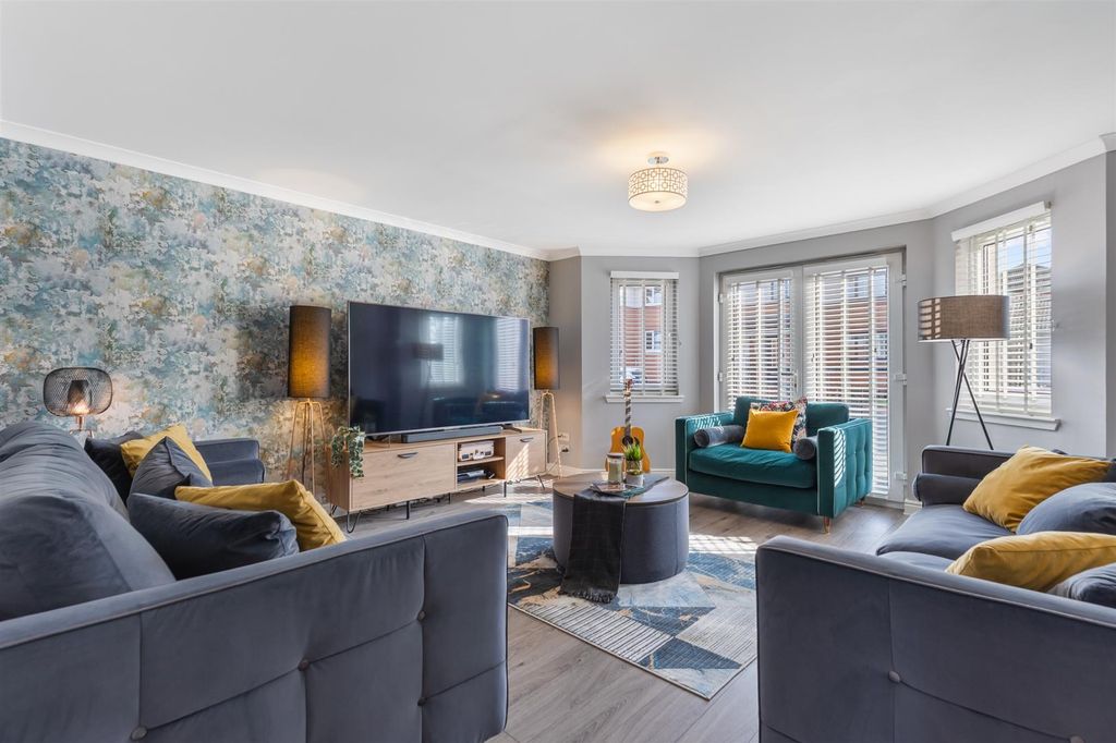 Property photo 2 of 33 Crum0861.Jpg