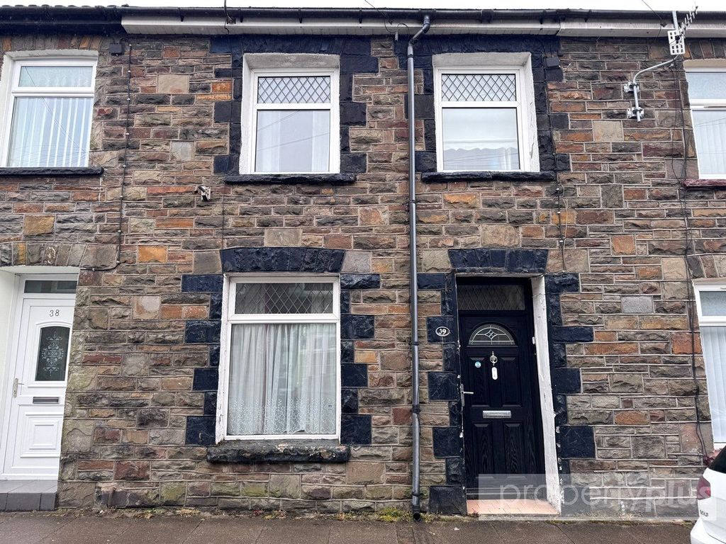 Property photo 1 of 10 Picture No. 02