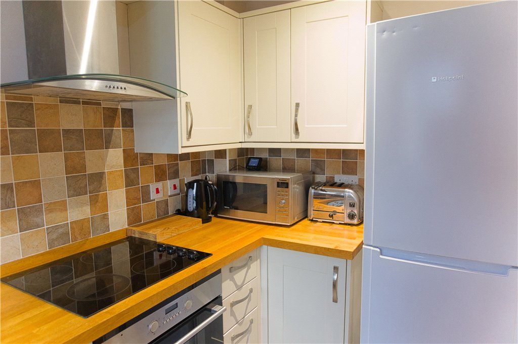 Property photo 3 of 14 Kitchen