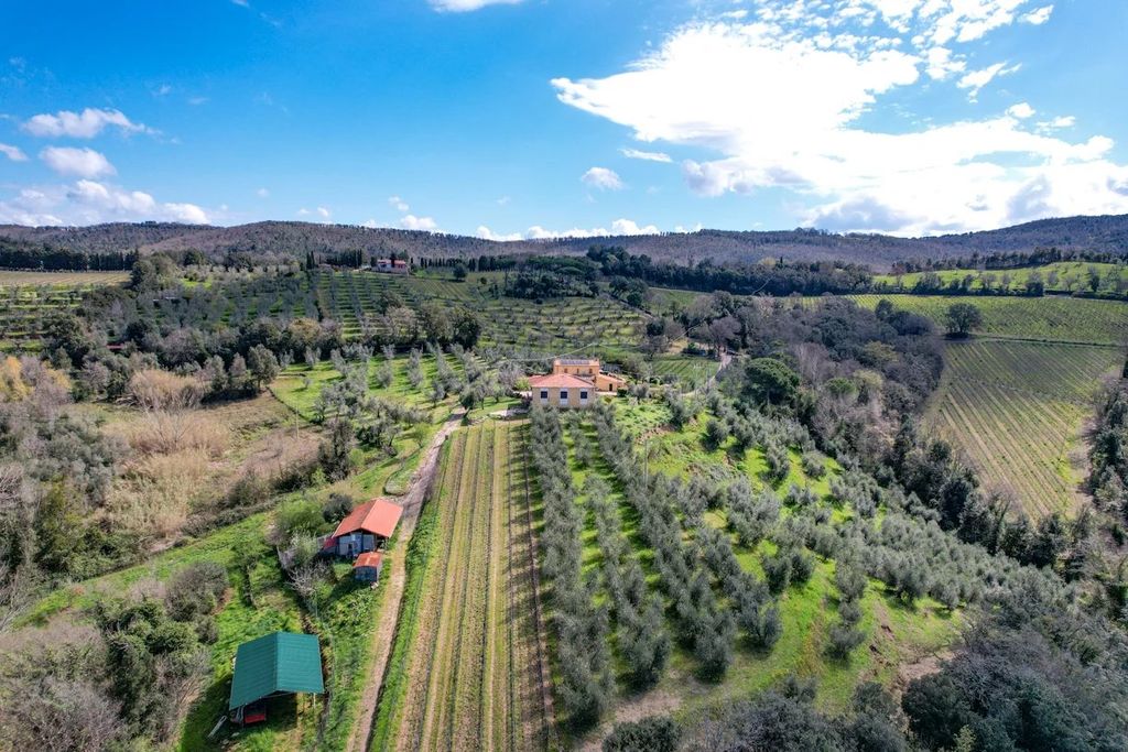 Property photo 3 of 88