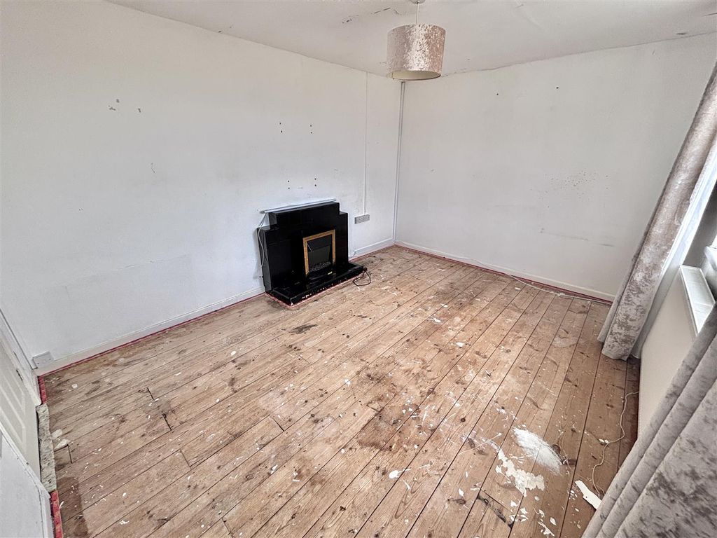 Property photo 3 of 12 Img_2962.Jpg