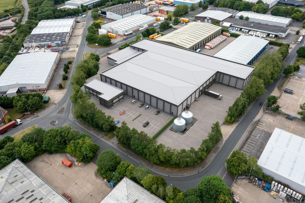 Property photo 1 of 20 240719 22 Nursling Industrial Estate.Jpg