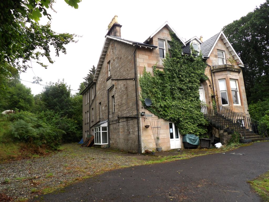 Property photo 3 of 34