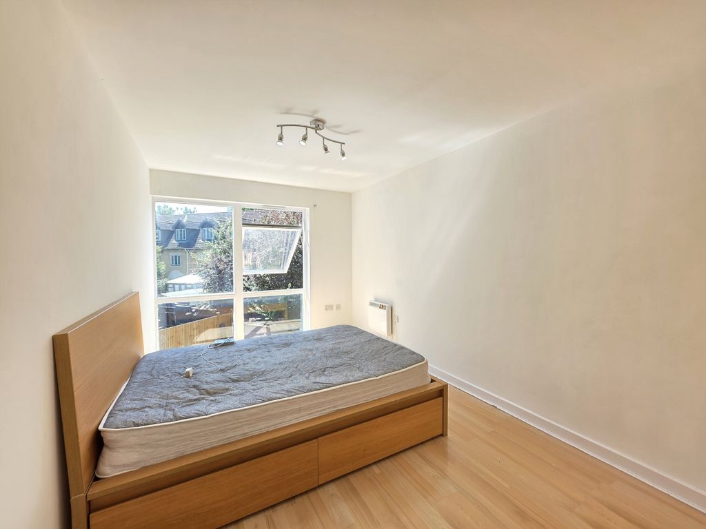 Property photo 2 of 14 Photo 11