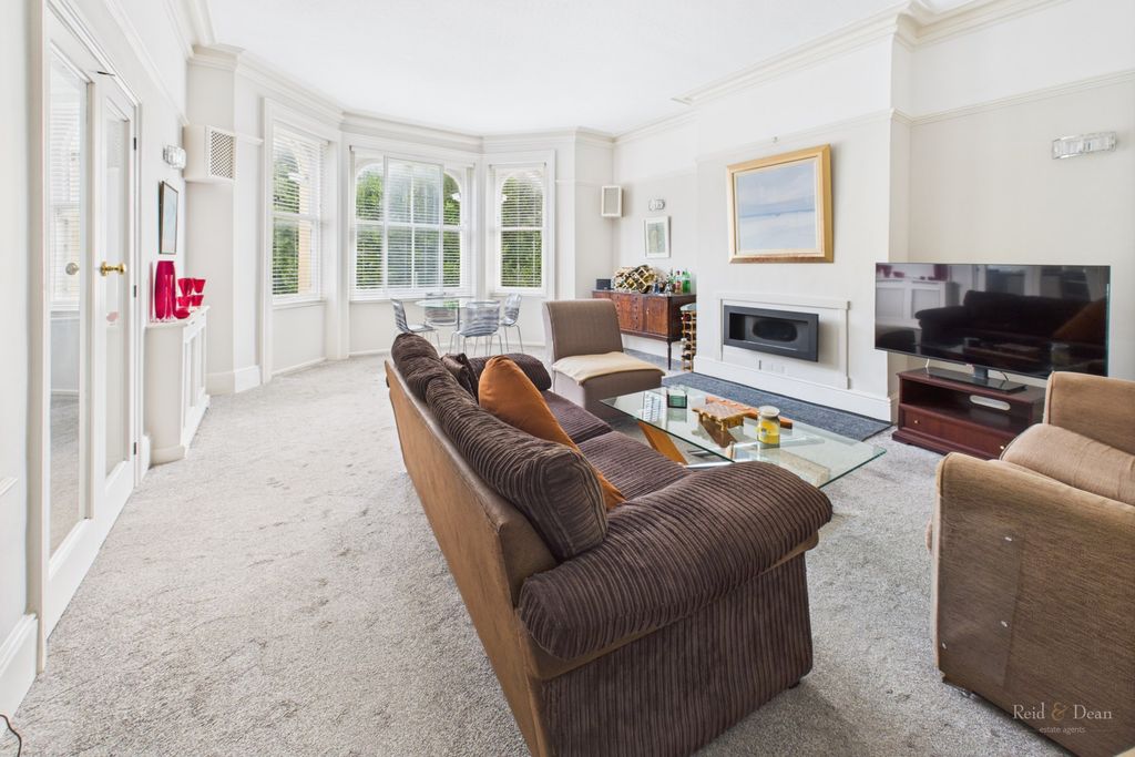 Property photo 2 of 14 1423-Hr-2.Jpg