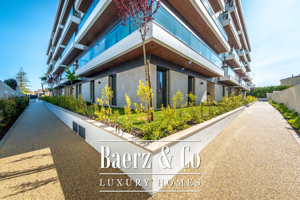 Property photo 2 of 35